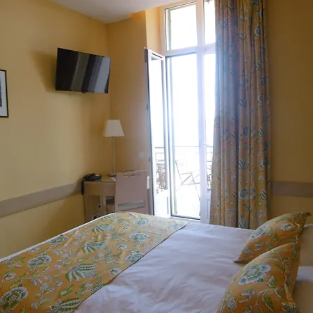La Flore Hotel