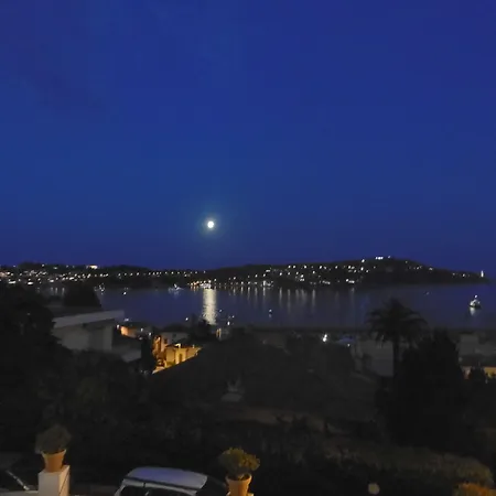 La Flore Hotel 3*