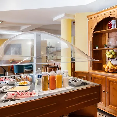 Hotel La Flore 3*