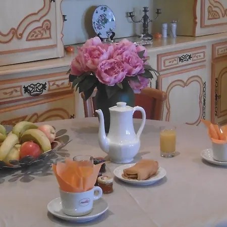 La Flore 빌프랑슈쉬르메르