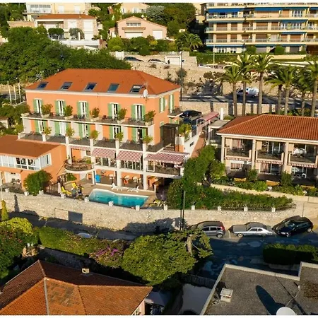 Hotel La Flore