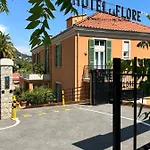 Hotel La Flore 3*