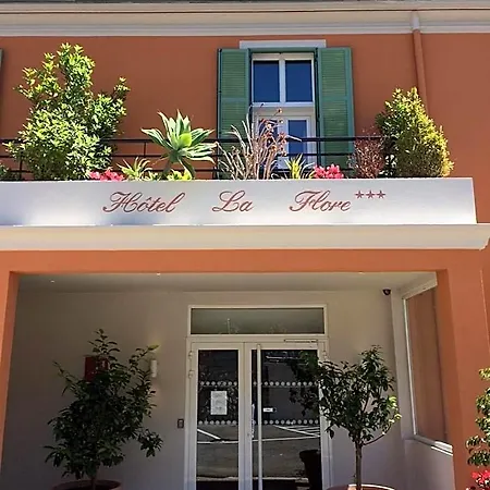 La Flore Hotel 3*